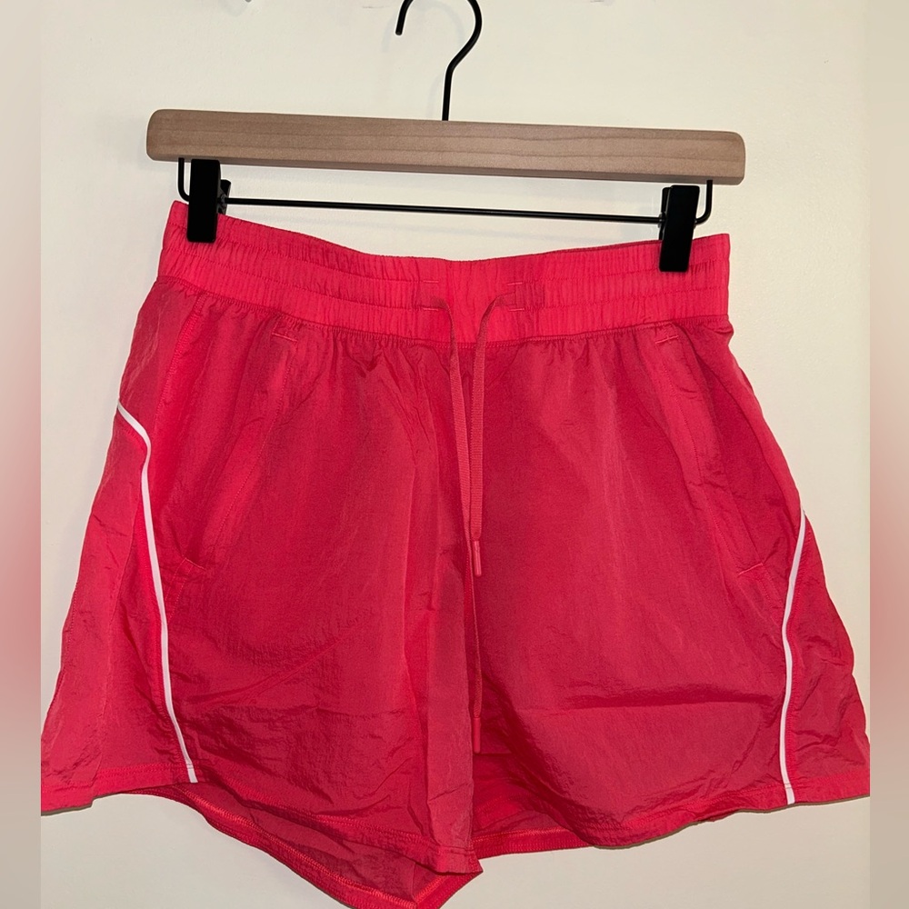 Lululemon License to Train High Rise Short